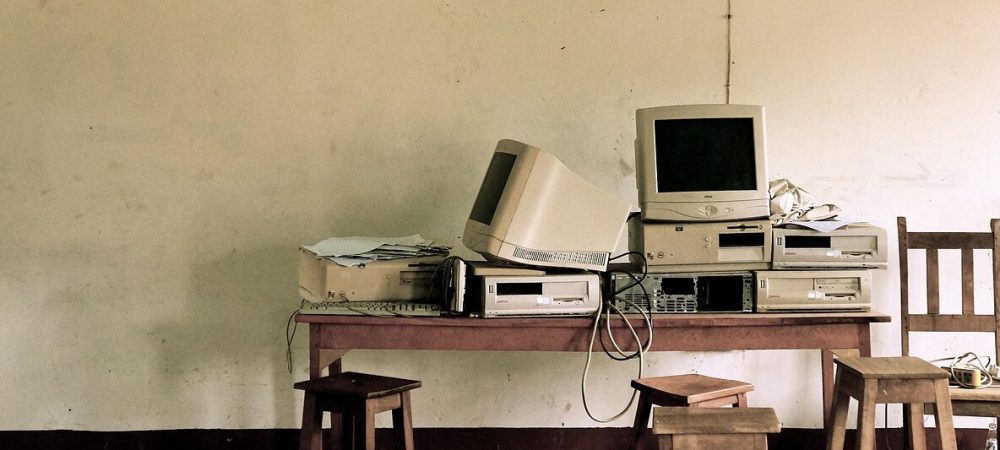 Vanad arvutid hunnikus